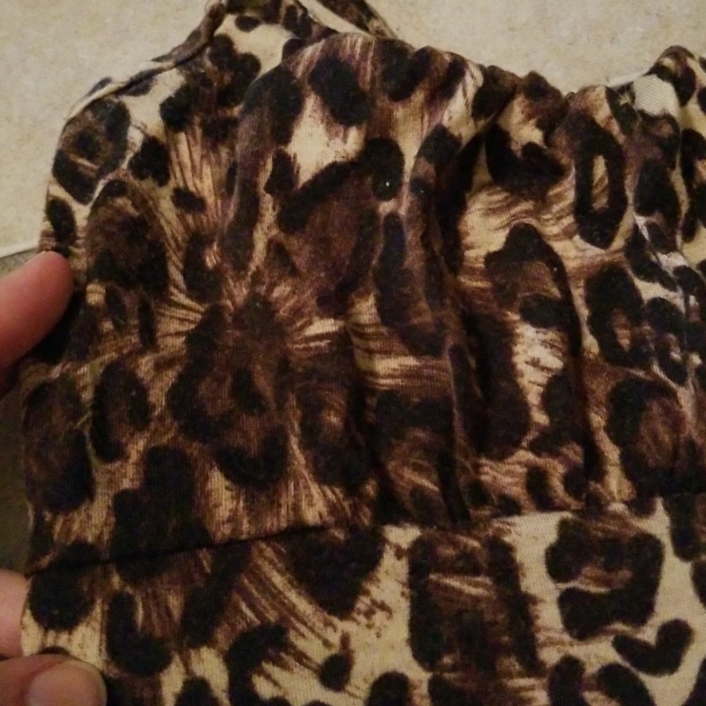 Leopard Print Charlotte Russe Tight Fit Tank - Picture 7 of 7
